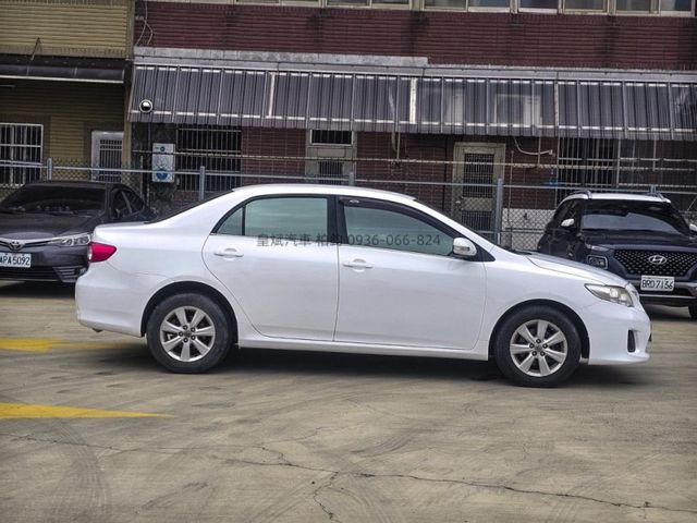 Toyota ALTIS  第6張相片