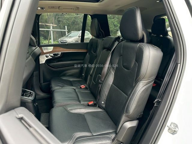 Volvo XC90  第9張相片