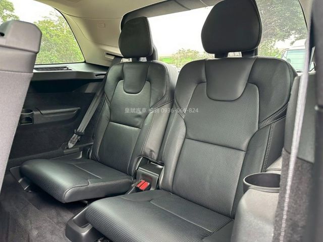 Volvo XC90  第10張相片