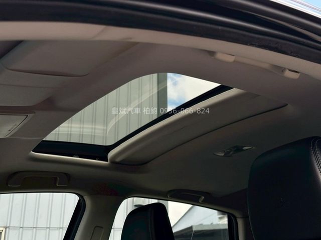 Honda CR-V  第10張相片