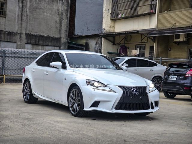 Lexus IS  第5張相片