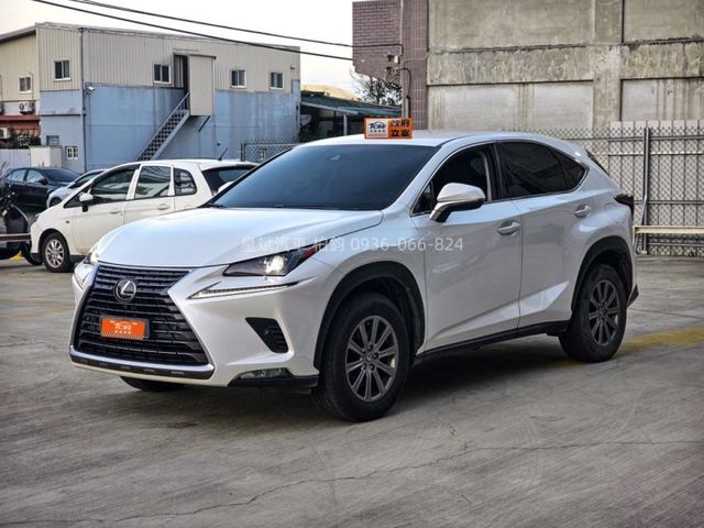Lexus NX  第4張相片