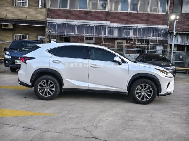 Lexus NX  第5張相片