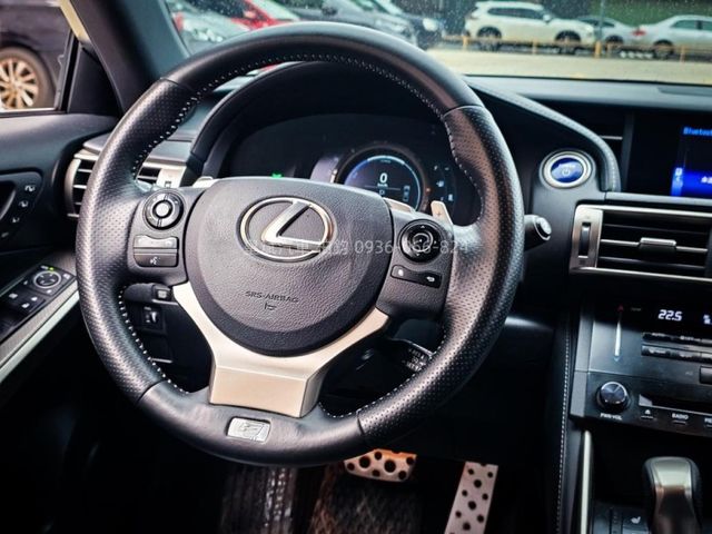 Lexus IS  第2張相片