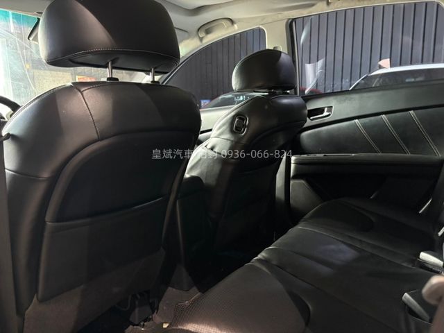 Luxgen U6 Turbo  第13張相片