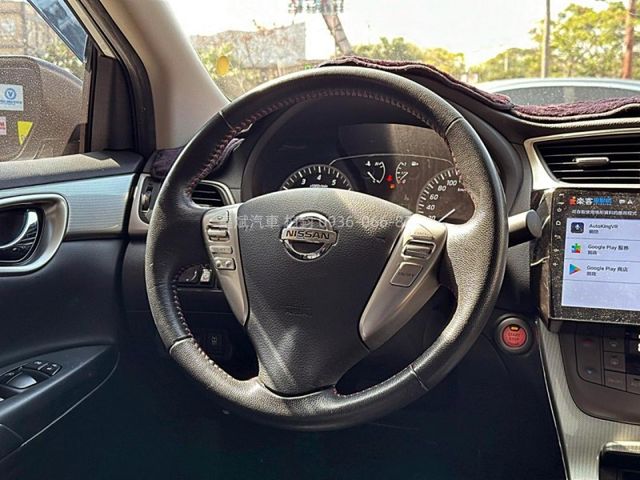 Nissan Sentra  第3張相片