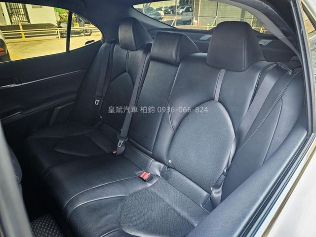 Toyota Camry  第14張相片