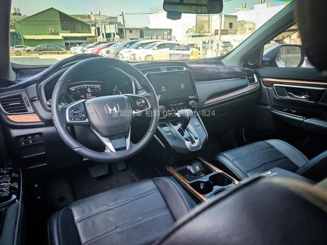 Honda CR-V  第12張相片