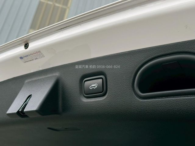 Hyundai Custin  第10張相片