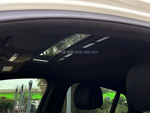 Mercedes-Benz/賓士 GLC200  第9張相片