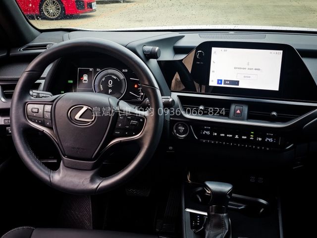 2022年UX250h 油電/ACC跟車/車道維持/360環景/盲點/雷達/IKEY/摸門/電動椅/電尾門/LED燈  第14張相片