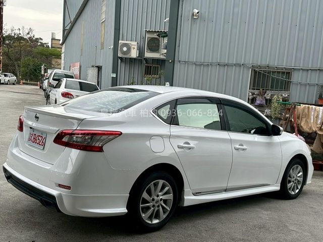 2015年Sentra 免KEY/安卓機/電折/定速  第6張相片