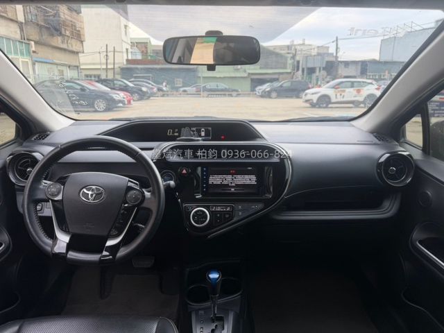 Toyota Prius  第1張相片