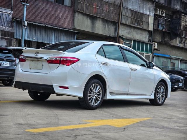Toyota ALTIS  第8張相片