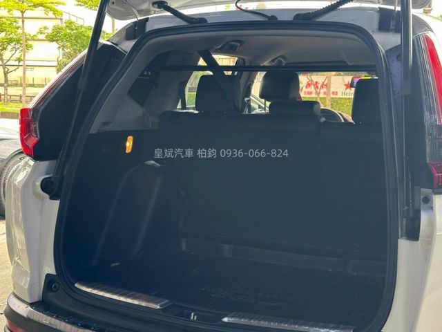 2023年CRV VTIS/LED燈/免KEY/車道偏移/電尾門/快撥/倒車顯影  第2張相片