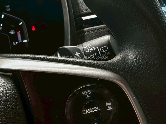 2023年CRV VTIS/LED燈/免KEY/車道偏移/電尾門/快撥/倒車顯影  第10張相片
