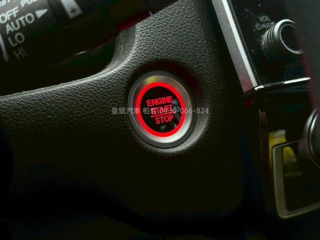 2023年CRV VTIS/LED燈/免KEY/車道偏移/電尾門/快撥/倒車顯影  第13張相片