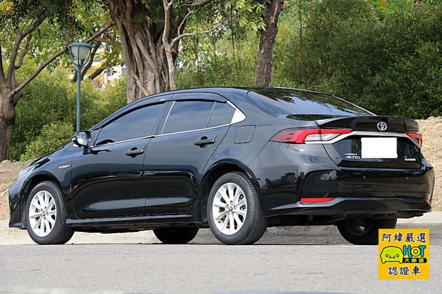 Toyota 豐田 ALTIS  第2張相片