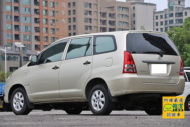 Toyota 豐田 INNOVA  第2張相片