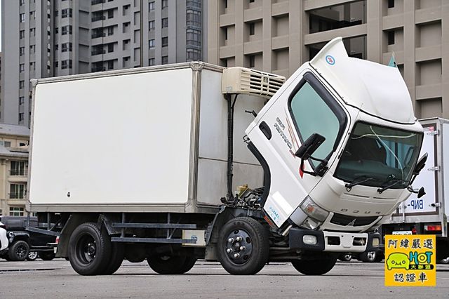 Mitsubishi 三菱 CANTER  第3張相片