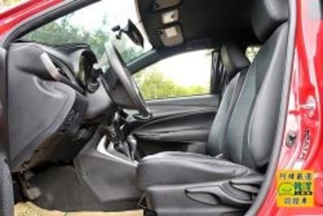 Toyota 豐田 YARIS  第3張相片