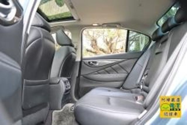 Infiniti Q50  第3張相片