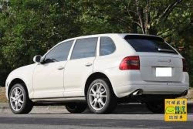 Porsche 保時捷 CAYENNE  第2張相片