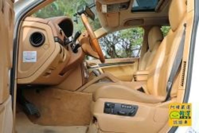 Porsche 保時捷 CAYENNE  第3張相片