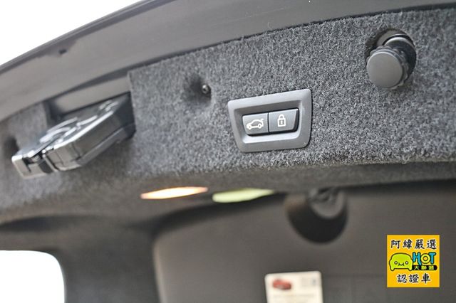 BMW 寶馬 528I  第15張相片