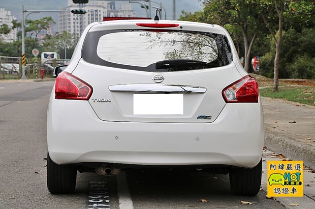Nissan 日產 TIIDA 5門  第17張相片