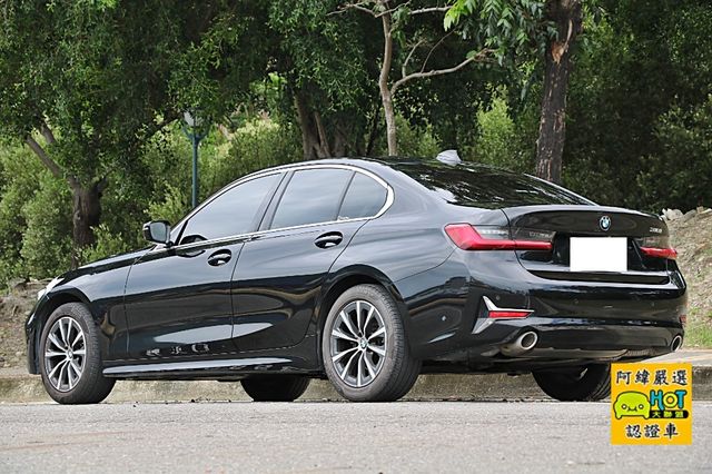 BMW 寶馬 3 SERIES SEDAN  第2張相片