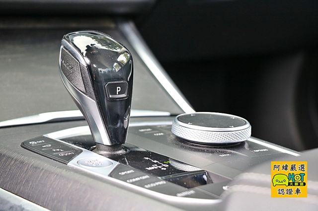 BMW 寶馬 3 SERIES SEDAN  第8張相片