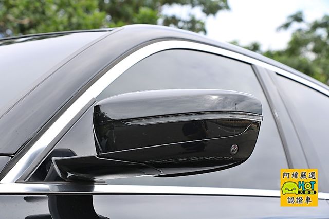 BMW 寶馬 3 SERIES SEDAN  第13張相片