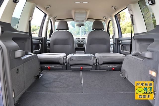 Volkswagen 福斯 TOURAN  第12張相片