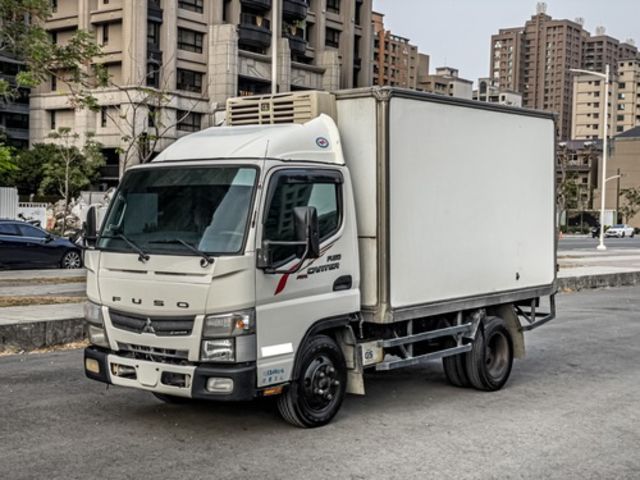 Mitsubishi 三菱 CANTER  第2張相片