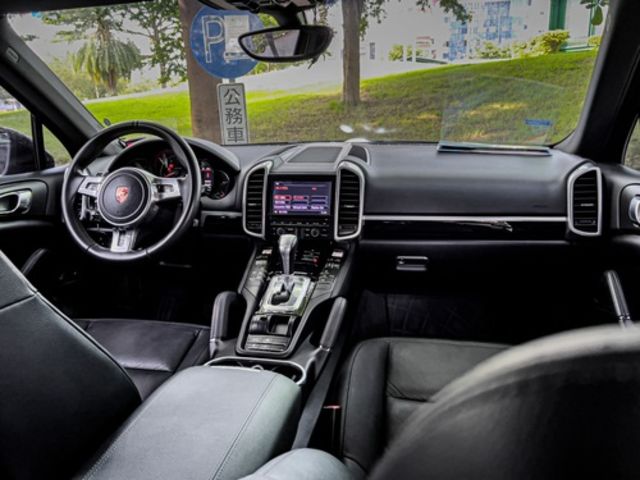 Porsche 保時捷 CAYENNE  第8張相片