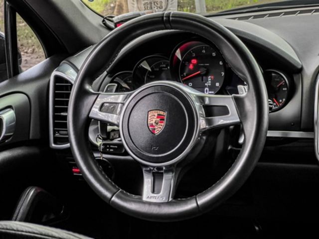 Porsche 保時捷 CAYENNE  第9張相片