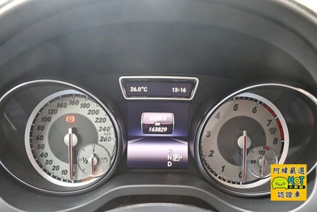 M-Benz 賓士 GLA180  第10張相片