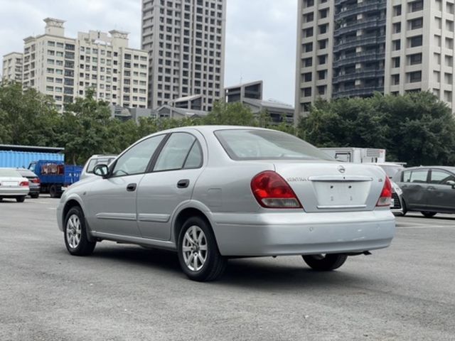 Nissan 日產 SENTRA M1  第4張相片