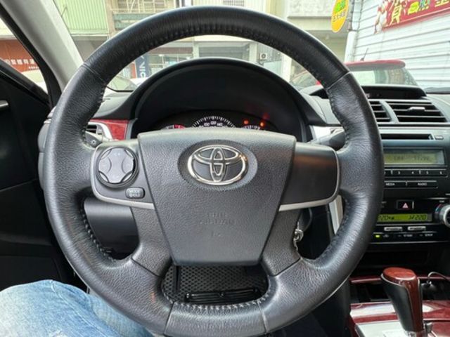 Toyota 豐田 CAMRY  第9張相片
