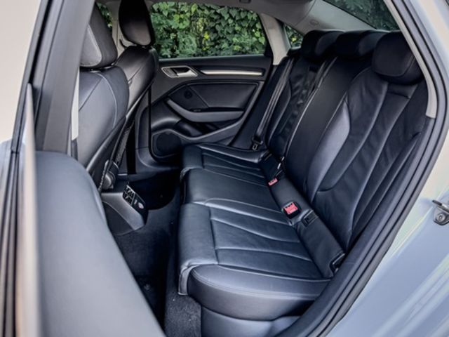 Audi 奧迪 A3 SEDAN  第6張相片