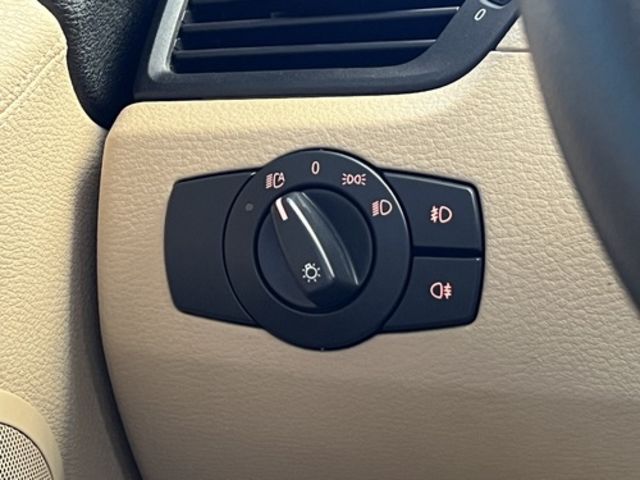 BMW 寶馬 X1  第12張相片