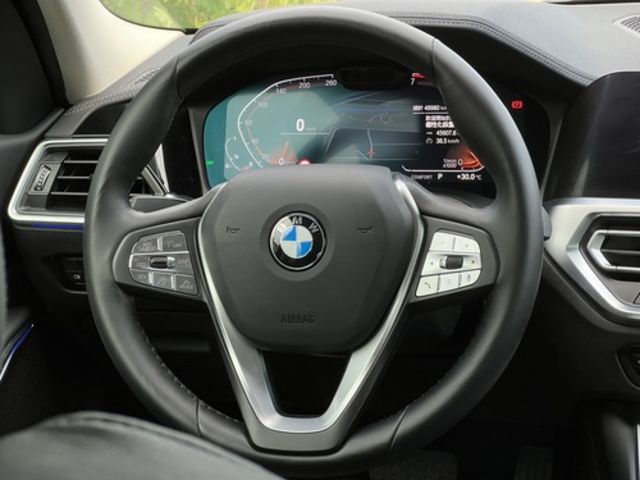 BMW 寶馬 318I  第15張相片