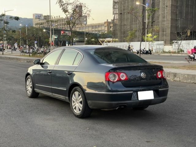 Volkswagen 福斯 PASSAT  第3張相片