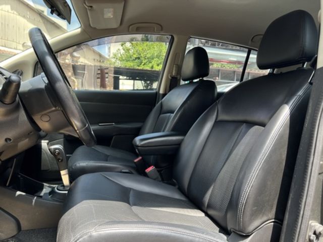 Nissan 日產 TIIDA 5門  第3張相片