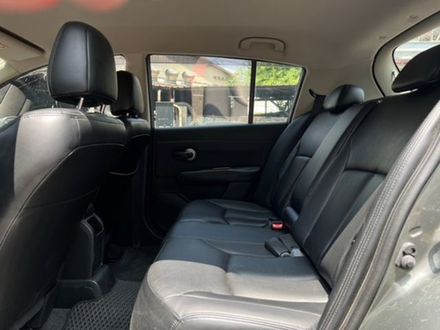 Nissan 日產 TIIDA 5門  第4張相片