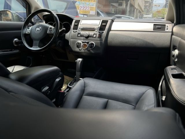 Nissan 日產 TIIDA 5門  第5張相片