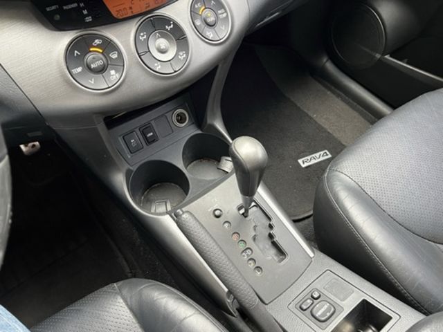 Toyota 豐田 RAV4  第6張相片