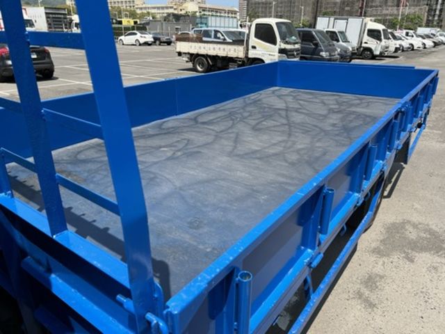 Isuzu ELF  第6張相片