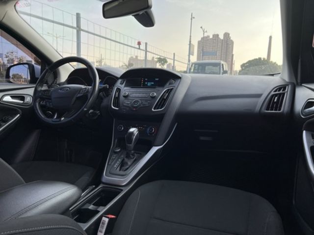Ford 福特 FOCUS 五門  第7張相片